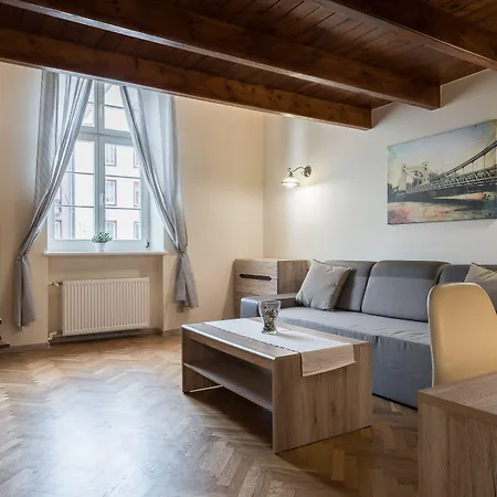 Rentplanet - Stare Hotel